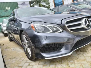 Mercedes-Benz E400 2015 Black