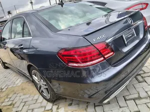 Mercedes-Benz E400 2015 Black