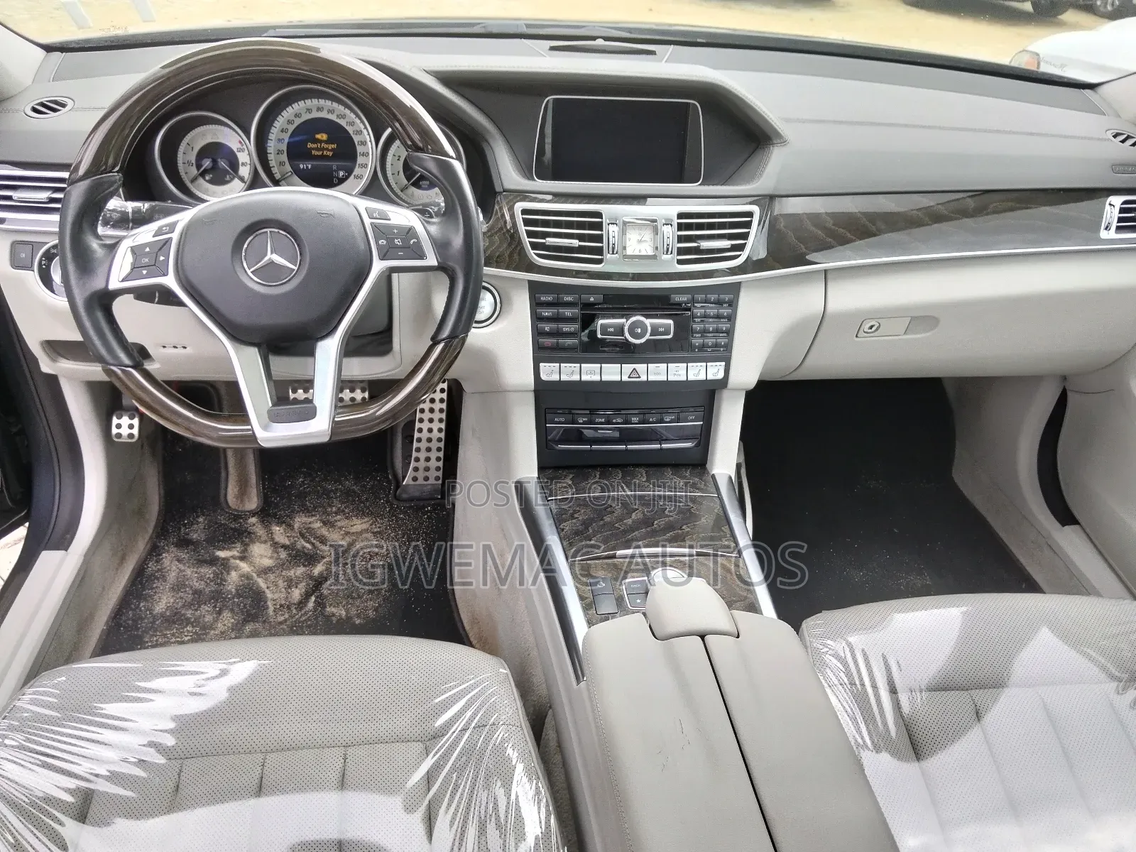 Mercedes-Benz E400 2015 Black