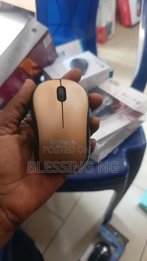 M220 Wireless Mouse