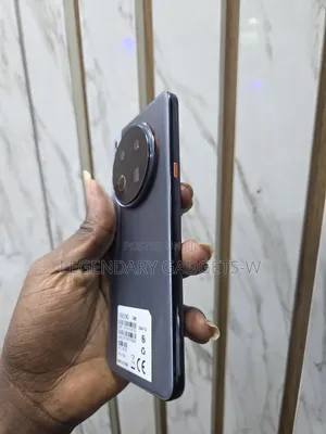 Tecno Camon 40 Premier 256 GB Black