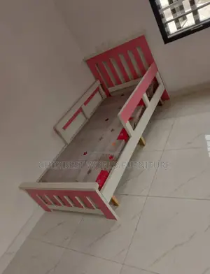 Baby Bedframe 