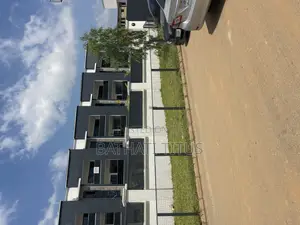 4bdrm Duplex in Life Camp for sale