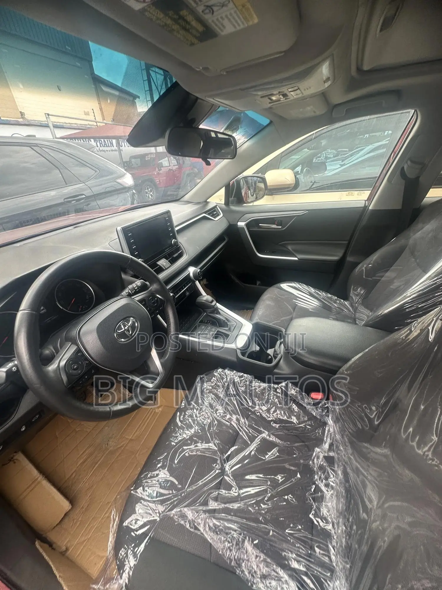 Toyota RAV4 2020 Red
