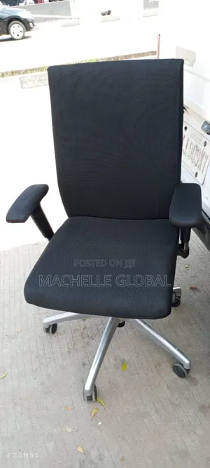 High Quality Adjustable Chair(Neatly Use)