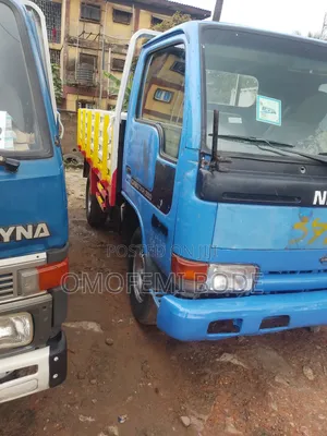 Nissan Cabstar 2002 Blue