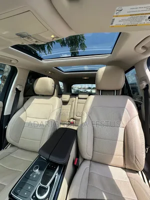 Mercedes-Benz GLE-Class 2017 Brown