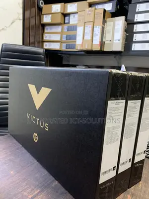 New Laptop HP Victus 15 16GB Intel Core I7 SSD 512GB