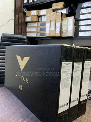 New Laptop HP Victus 15 16GB Intel Core I7 SSD 512GB