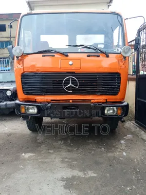 Mercedes Tipper