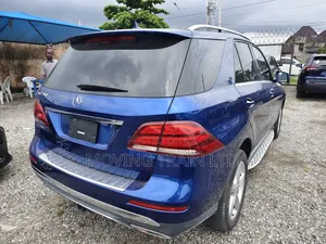Mercedes-Benz GLE-Class GLE 350 2017 Blue