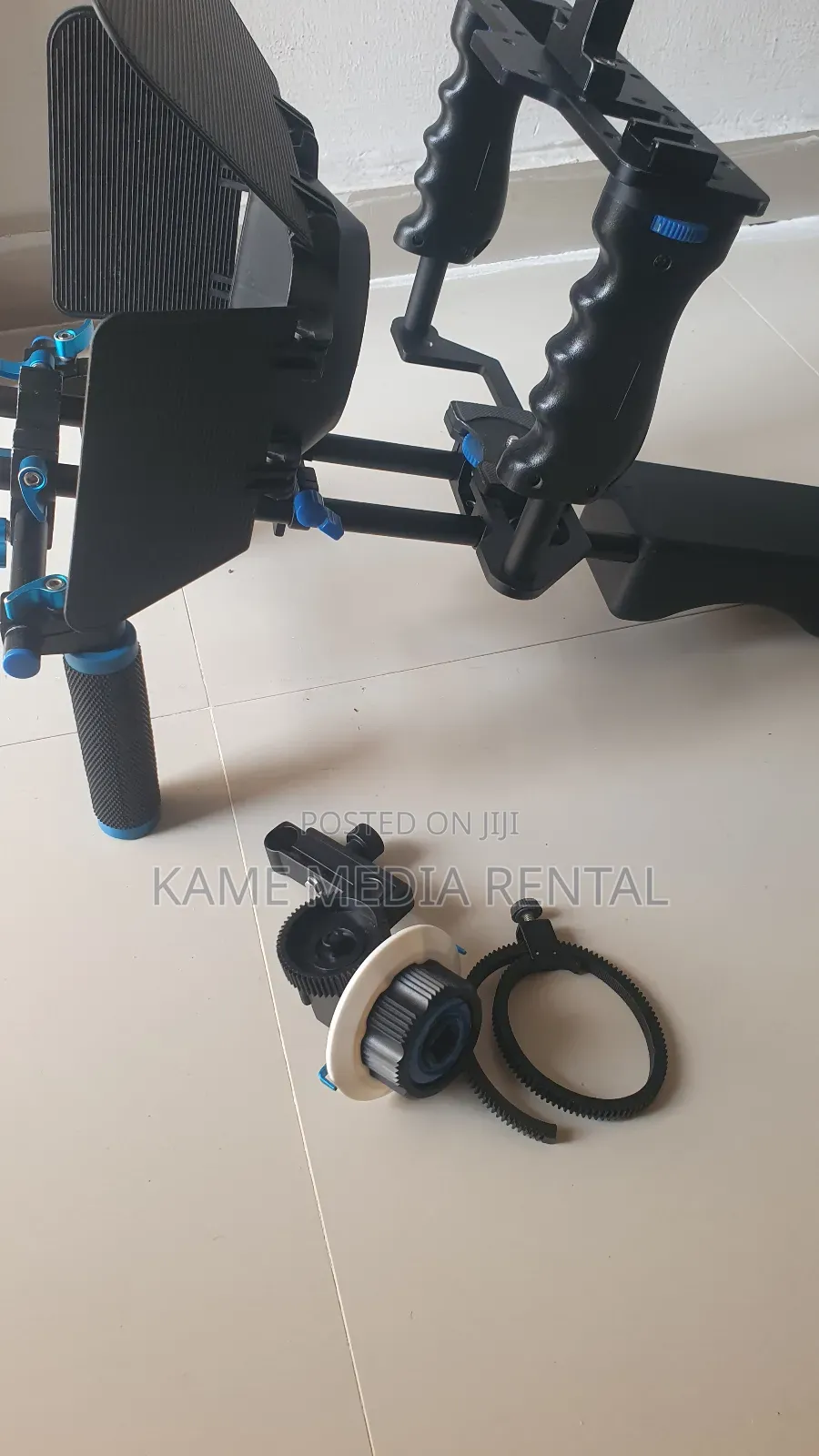 Universal Camera Rig With Shoulder Pad for Rent