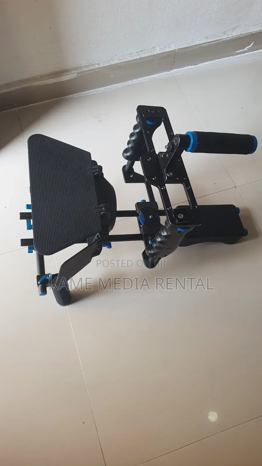 Universal Camera Rig With Shoulder Pad for Rent