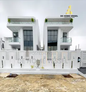 5bdrm Duplex in Lekki for sale