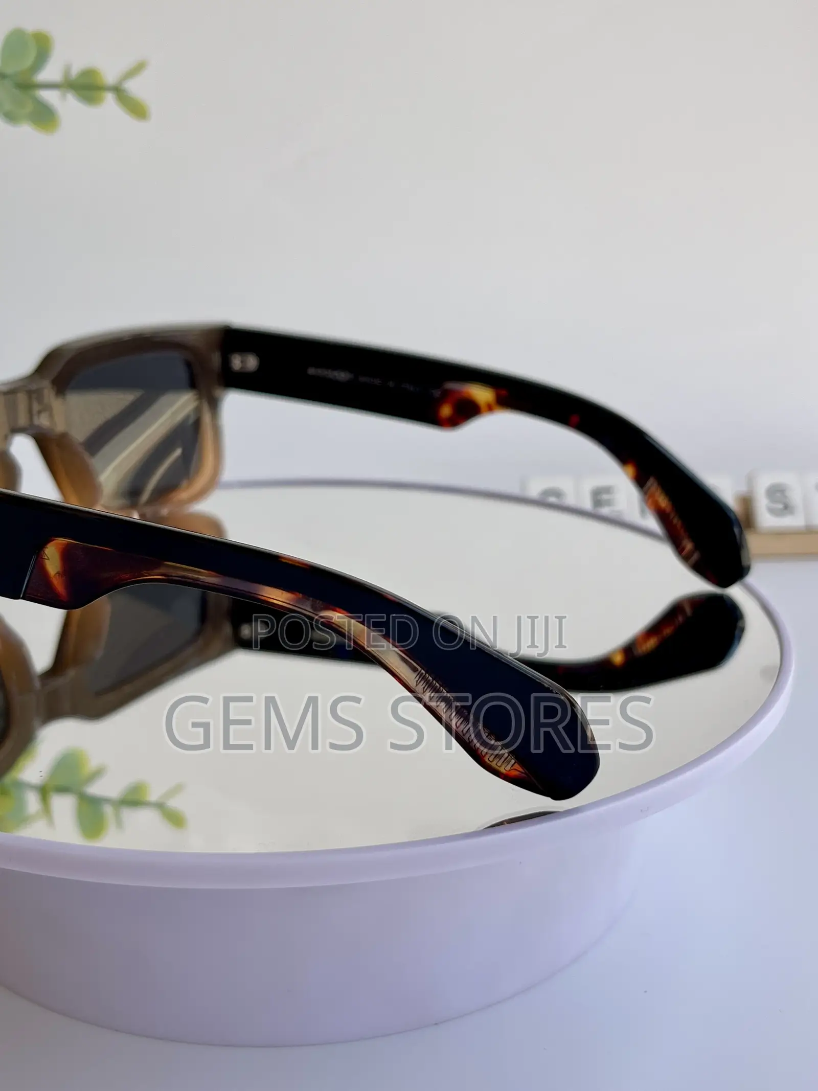 Moscot Style Sunglasses - Tortoiseshell Arms Bold Gradient Frame