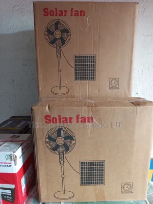 Rechargeable Standing Fan 16 Inch.