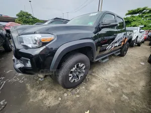 Toyota Tacoma 2019 Black