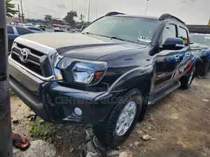 Toyota Tacoma 2015 Black