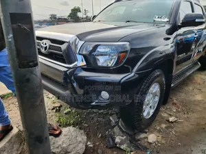 Toyota Tacoma 2015 Black