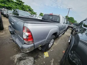 Toyota Tacoma 2015 Silver
