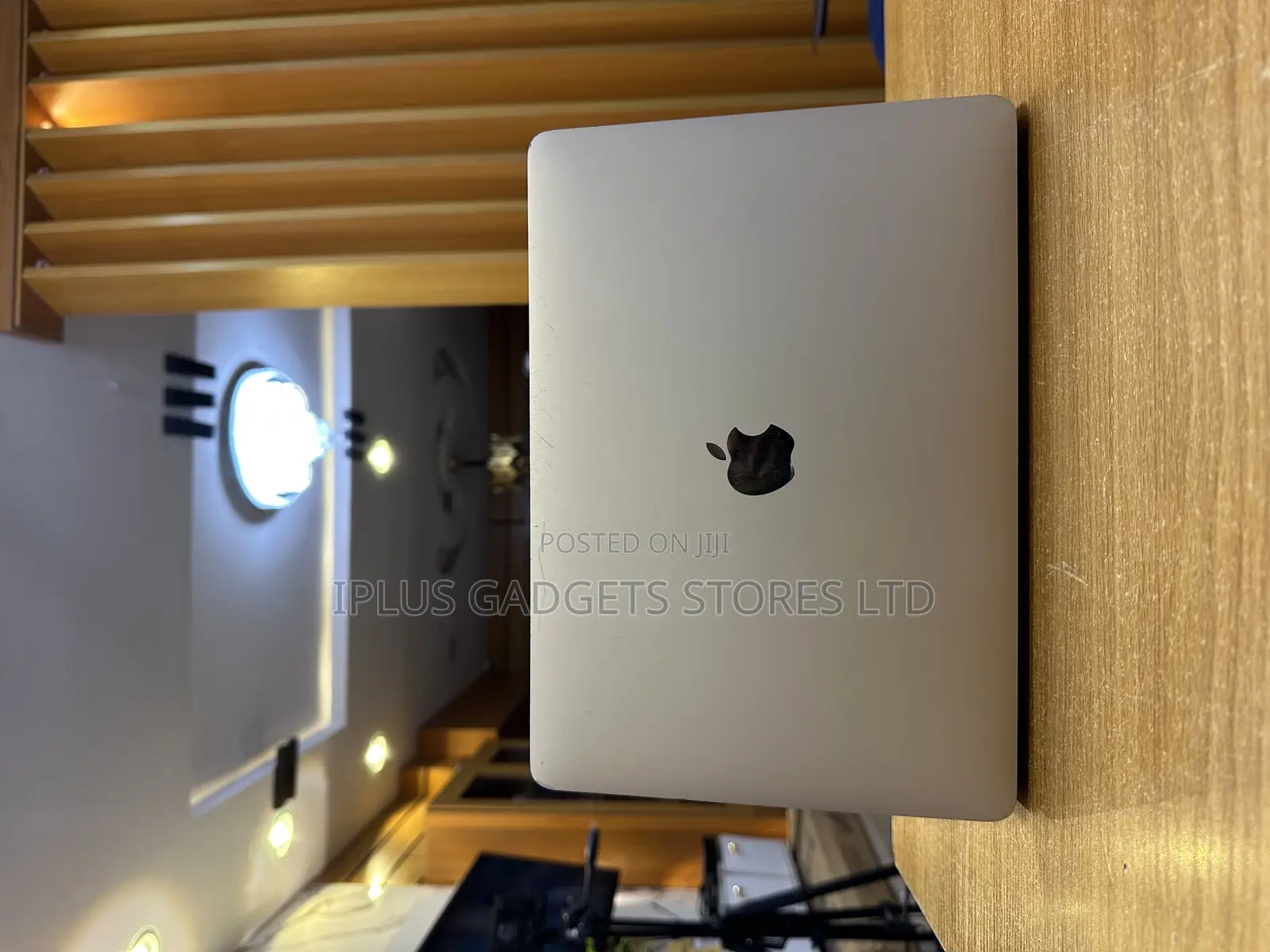 Laptop Apple MacBook Pro 2020 16GB Intel Core I5 SSD 512GB