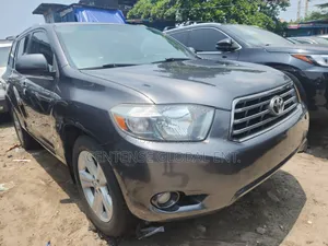 Toyota Highlander 2010 Gray