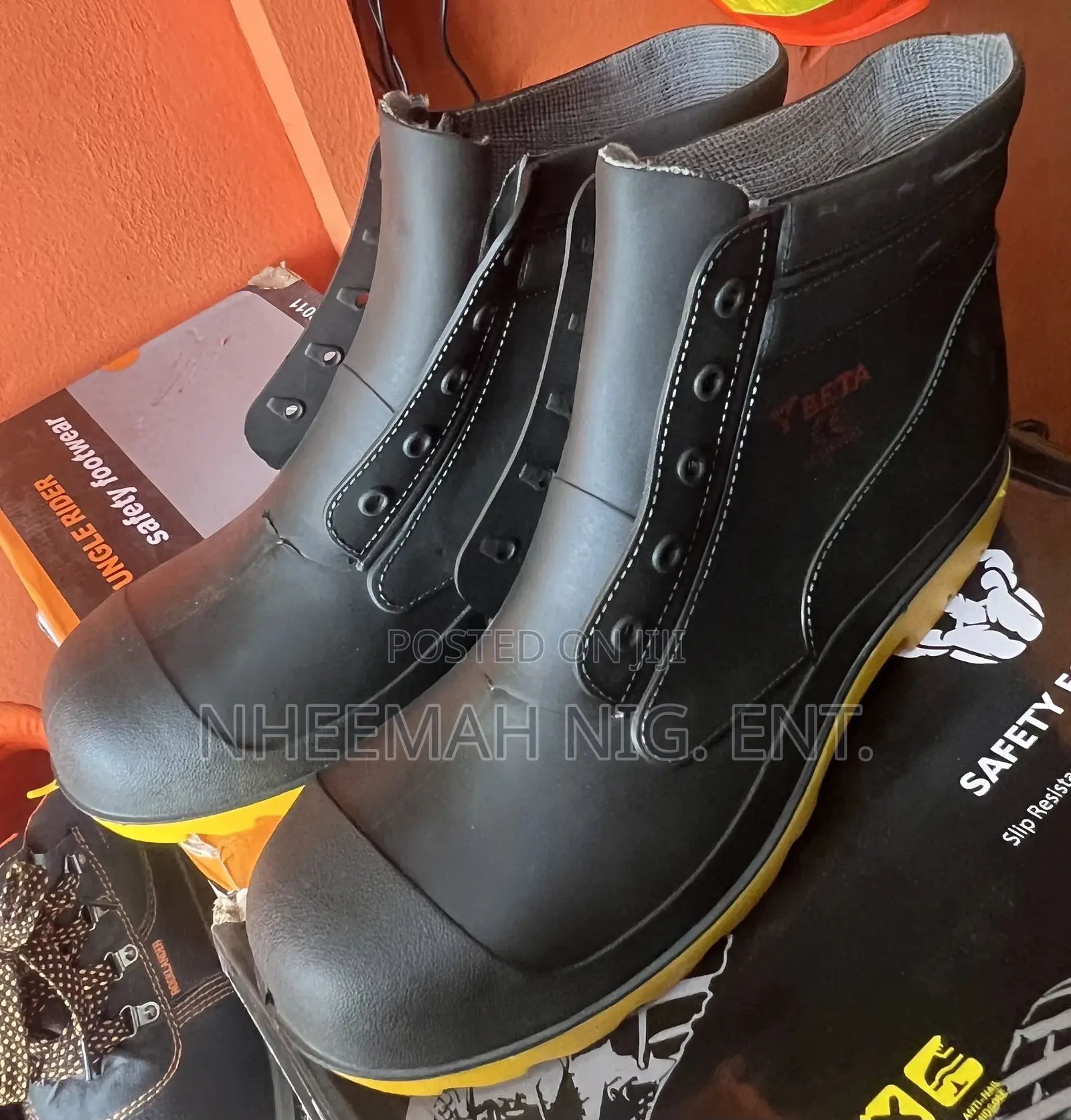 Short Safety Rainboot Beta
