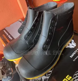 Short Safety Rainboot Beta