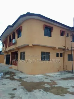 3bdrm Block of Flats in Obawole Ifako Ijaiye for sale