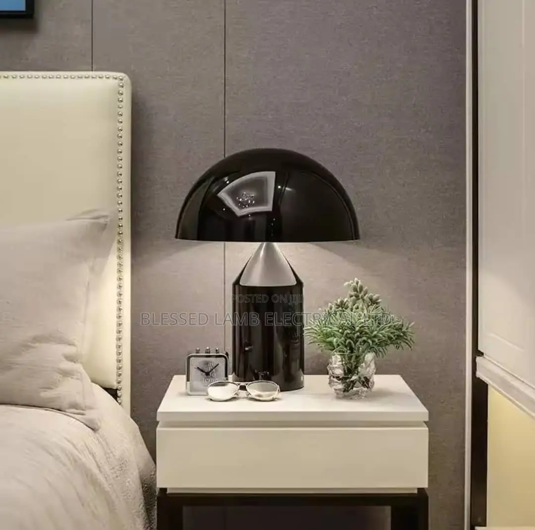 Modern Black Dome Table Lamp