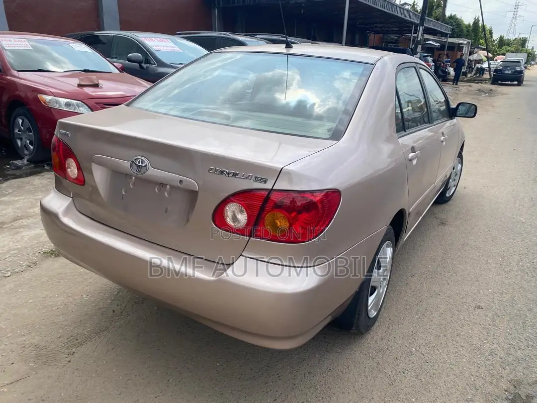 Toyota Corolla 2003 Gold