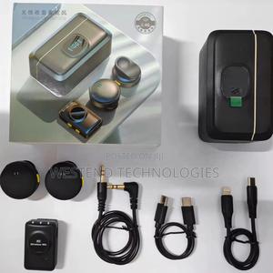 Q8-Cam Button Type Magnetic Wireless Microphone for Phones Cameras Etc