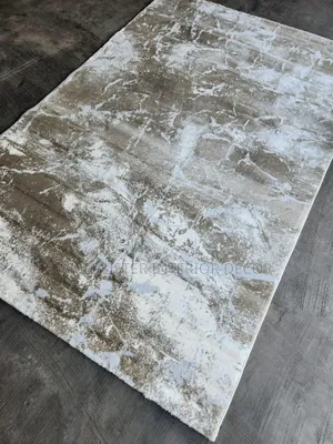 5by7 Center Rug