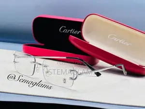 Cartier Eyewear With Elegant Accents