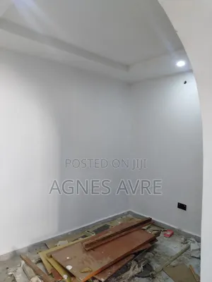 2bdrm Block of Flats in News Engineering, Dawaki for rent