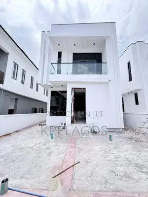 4bdrm Duplex in Ikota for sale