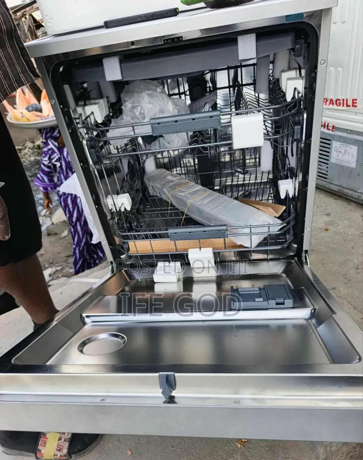 Original Bosch Low Voltage Freestanding Dishwasher With Led Display