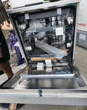 Original Bosch Low Voltage Freestanding Dishwasher With Led Display
