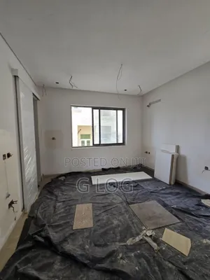 Furnished 4bdrm Duplex in Opposite Chevron for sale