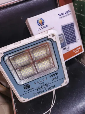 100w Solar Flood Light