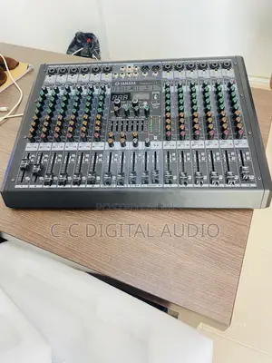 Yamaha 12 Channel Mixer