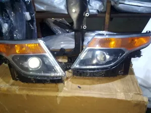 2011-2013 Ford Explorer Headlamp