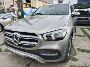 Mercedes-Benz GLE-Class GLE 350 4MATIC 2021 Gold