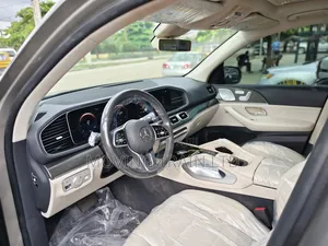 Mercedes-Benz GLE-Class GLE 350 4MATIC 2021 Gold