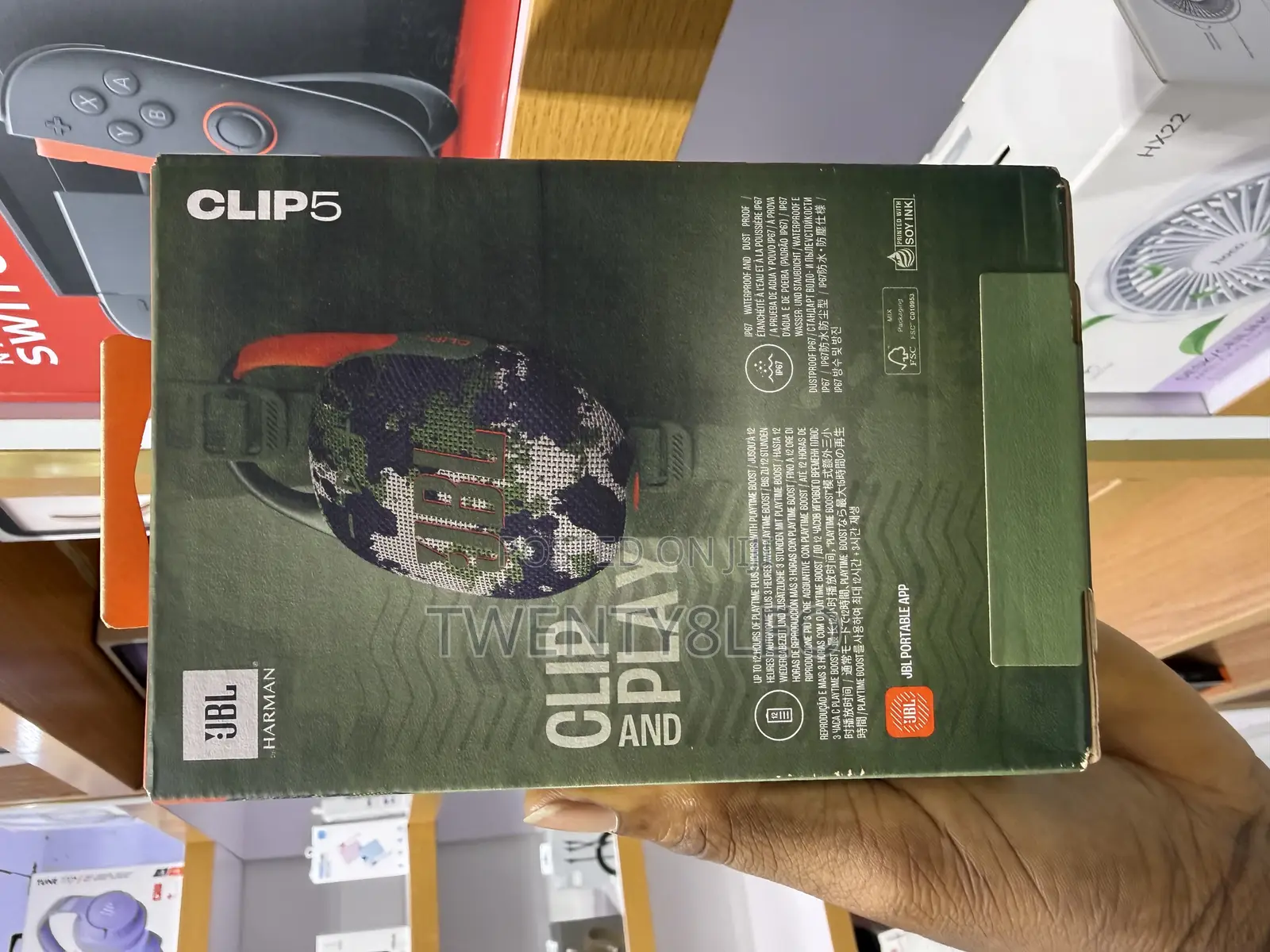 JBL Clip 5
