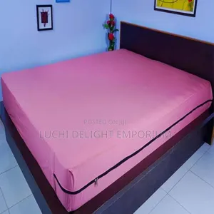 Bedding Collection Water Resistant Foam Cover With Zip