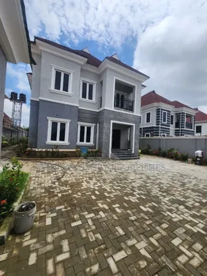 5bdrm Duplex in Along Voice Of for sale