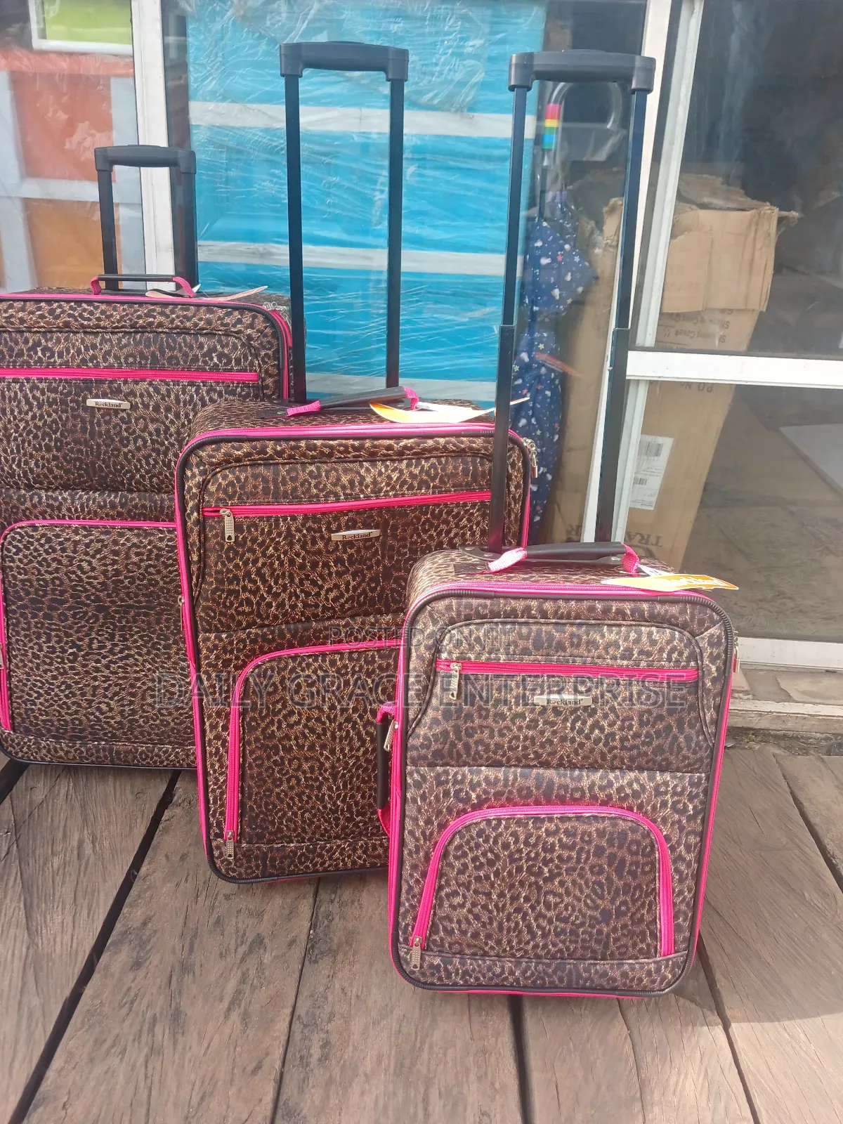 Us Luggage Set
