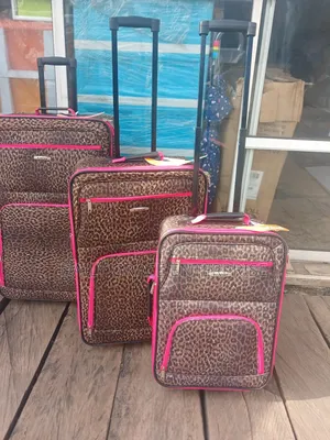 Us Luggage Set