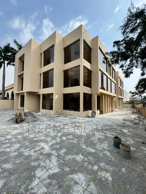 Corporate Building for Plaza and Office for Sale